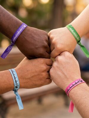 PULSERAS DE TELA